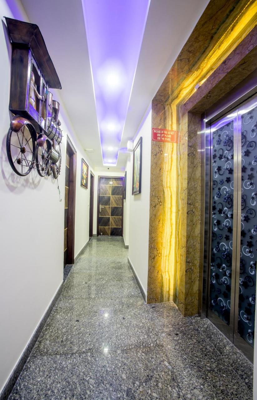 Hotel Harsha International New Delhi Extérieur photo