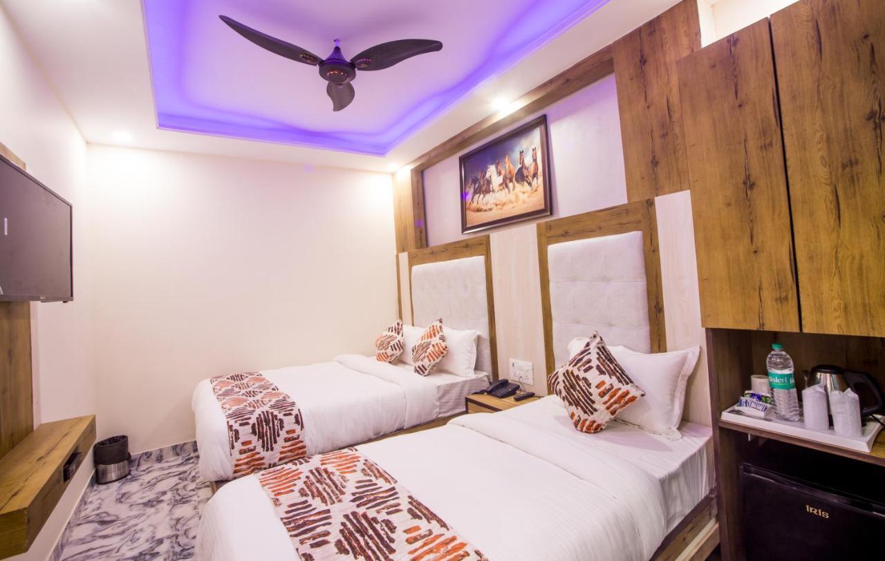 Hotel Harsha International New Delhi Extérieur photo