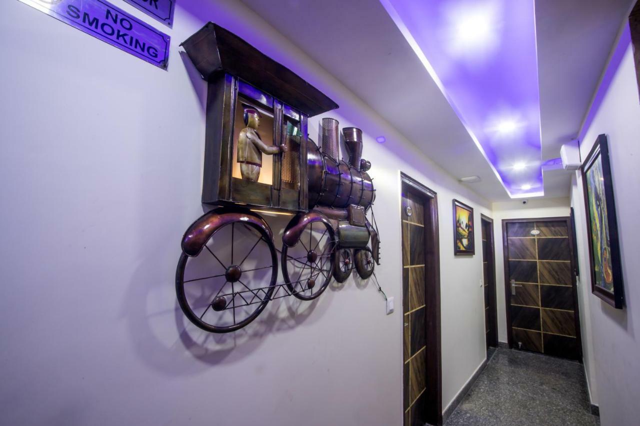 Hotel Harsha International New Delhi Extérieur photo